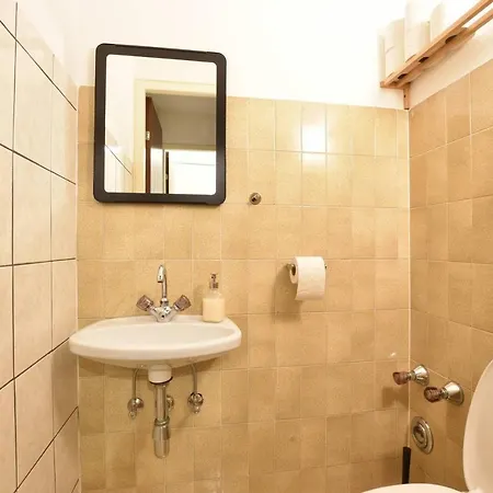 Friendly 5-bed - Center Walking Distance